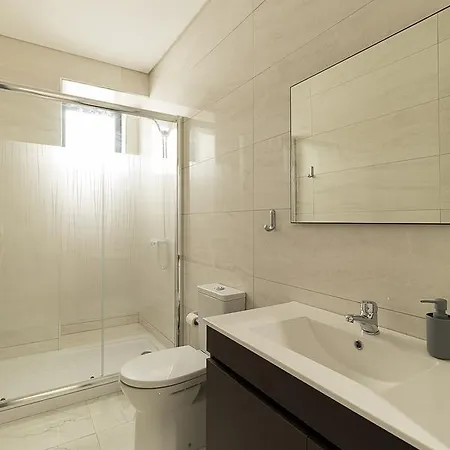 Albergue Shelter Santo Ovidio Vila Nova de Gaia
